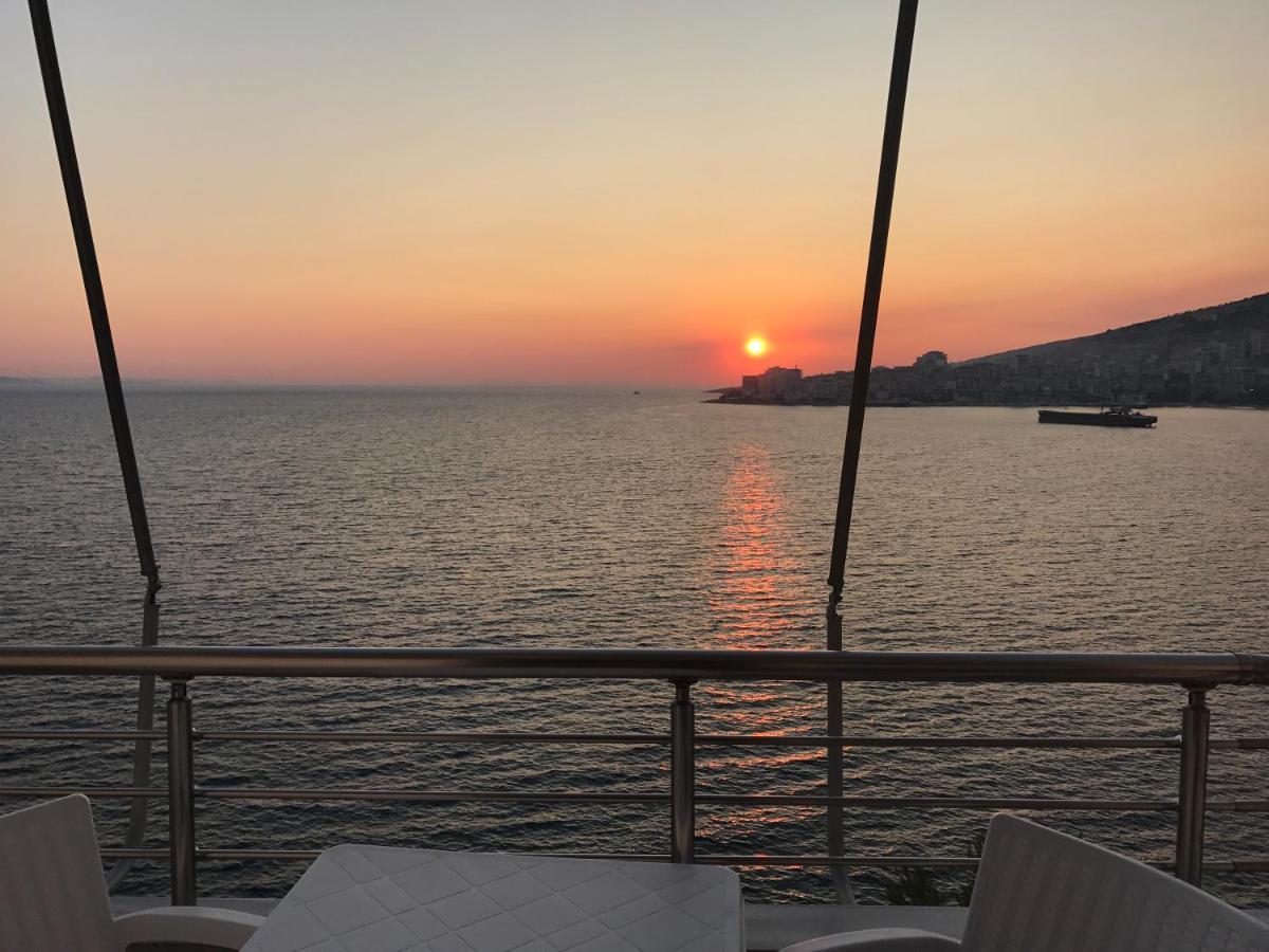 Seaside View Apartment Sarandë Buitenkant foto